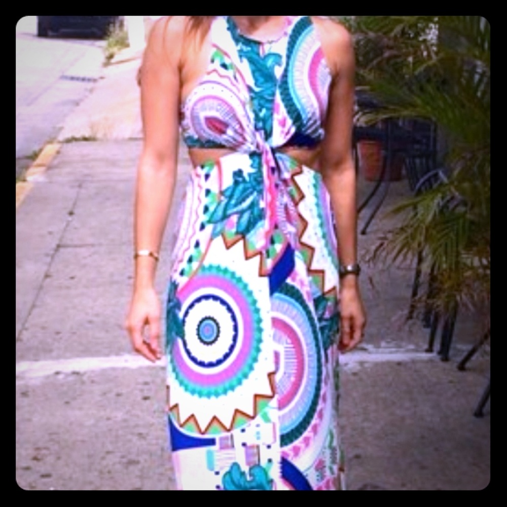 MAXI dress